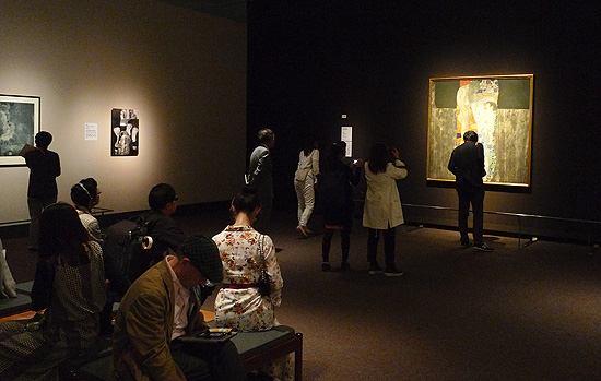 芸術と女性の追求 クリムト展 仏像ワールド